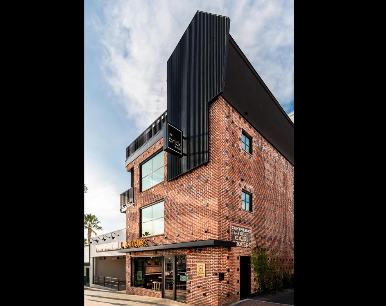 The Brick Boutique Hotel Oceanside Exterior photo