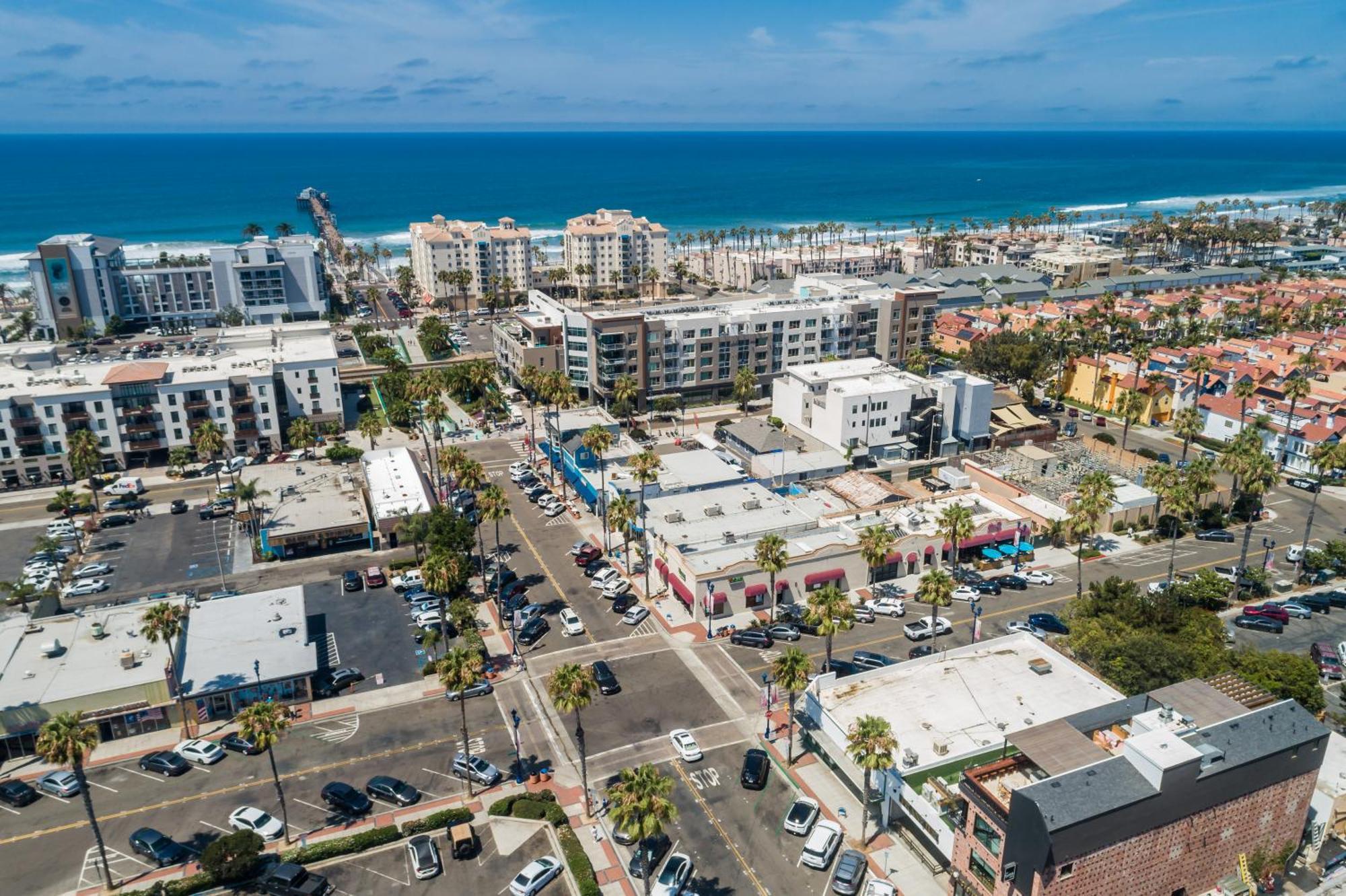 The Brick Boutique Hotel Oceanside Exterior photo